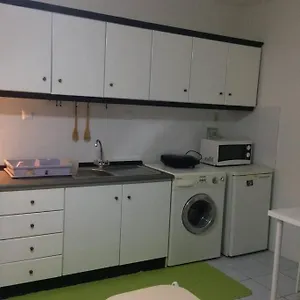 istos-small-apartment.hotels-of-thessaloniki.com/