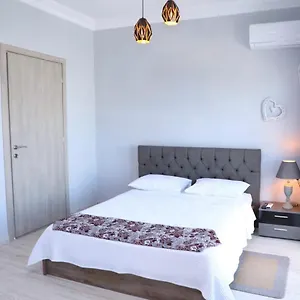erikos-rental-rooms.hotels-of-thessaloniki.com/
